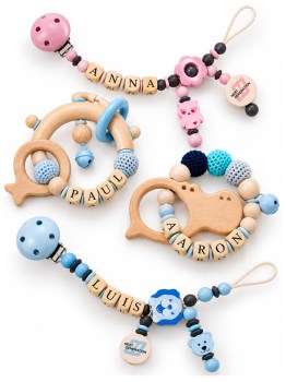 Personalisiertes Mitarbeitergeschenk zur Geburt mit Schnullerkette und Greifling