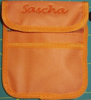 Brusttasche Name orange