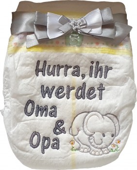 bestickte Windel ihr werdet Oma und Opa