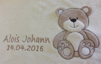 Babydecke cremweiss Teddy mit Namen