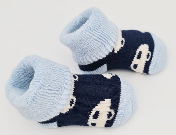 Babysöckchen von Sterntaler in hellblau, dunkelblau, beige mit Auto seitlich