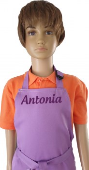 Schuerze lila mit Name Antonia in Wunschschrift