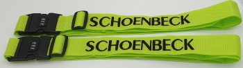 leuchtgruener Koffergurt mit Zahlenschloss und Name