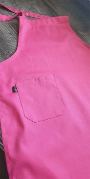 Kinderschürze in pink mit Tasche