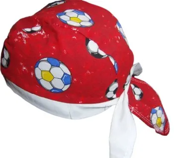 Piratentuch für Kinder rot mit Fußballmotiv, personalisiert mit Namen